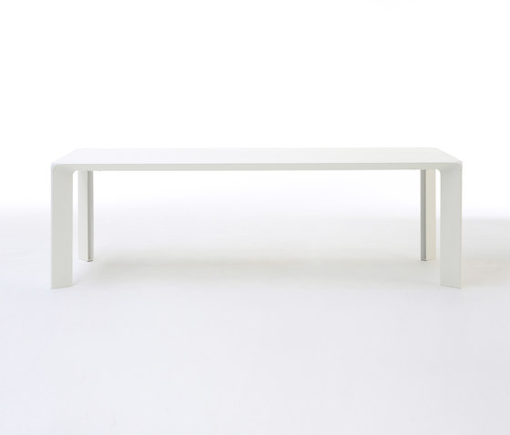 Steel table | Dining tables | Arco