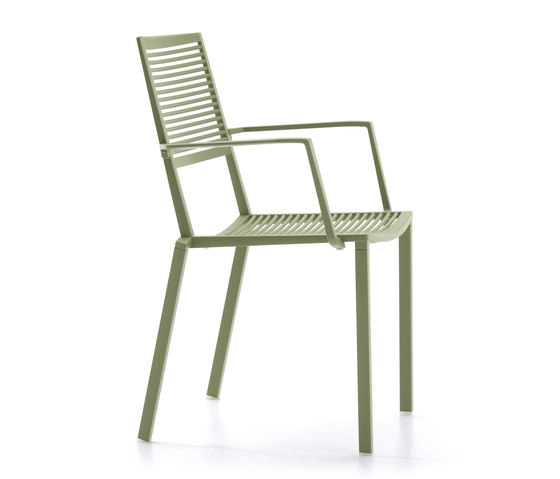 Omnia Selection - Easy chair with armrests | Chaises | Fast
