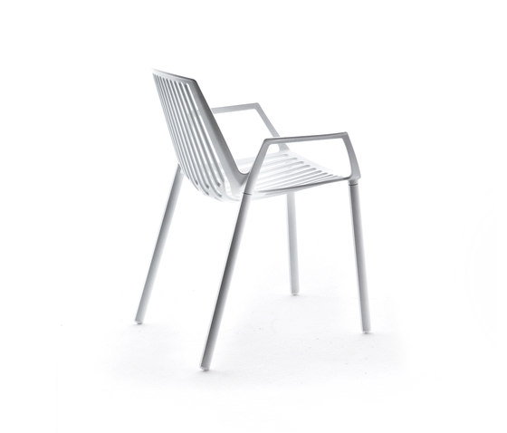 Omnia Selection - Rion chair with armrests | Chairs | Fast