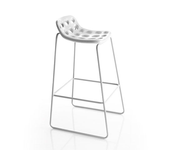 Linea Chips | Bar stools | MYYOUR