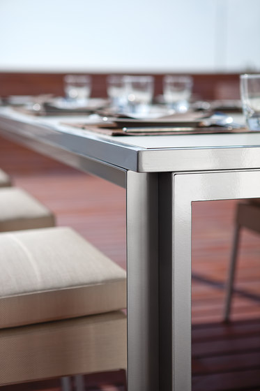 Jazz dining table 220 | Dining tables | Point