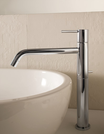Nostrom Small 163 A | Wash basin taps | Fantini