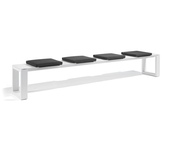 Fuse Bench 300 cushioned | Benches | Manutti