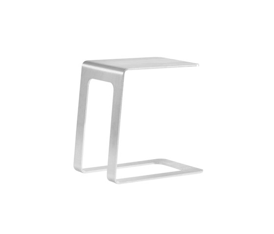Outdoor Sidetable 32 | Tables d'appoint | Manutti