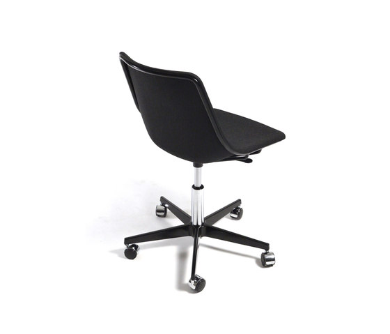 Kola stack Z | Office chairs | Inno