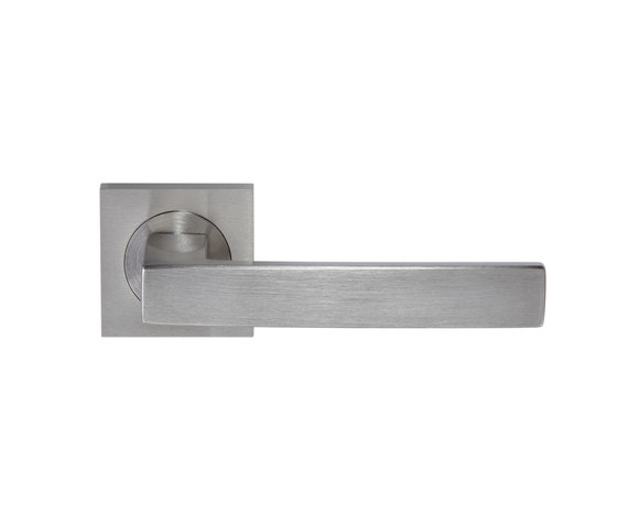 Angolo Door handle | Lever handles | GROËL