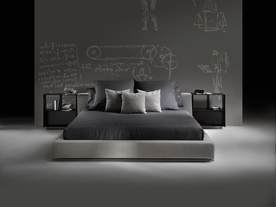 Groundpiece Bed | Camas | Flexform