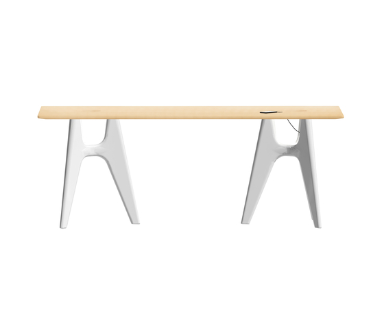 Notre Dame | Dining tables | Serralunga
