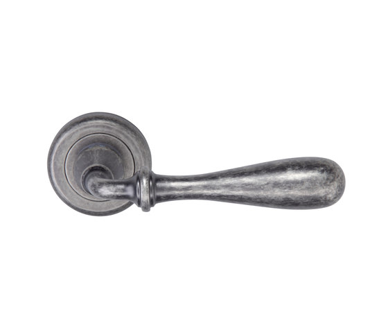 Kilto Door handle | Lever handles | GROËL