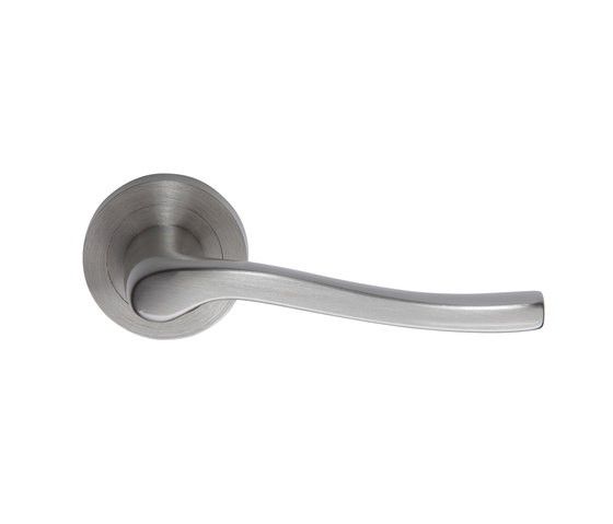 Nina Door handle | Lever handles | GROËL