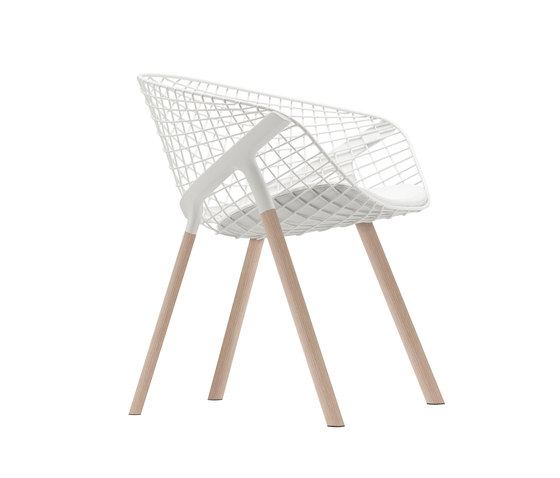 kobi wood + pad small / 041 | Chairs | Alias