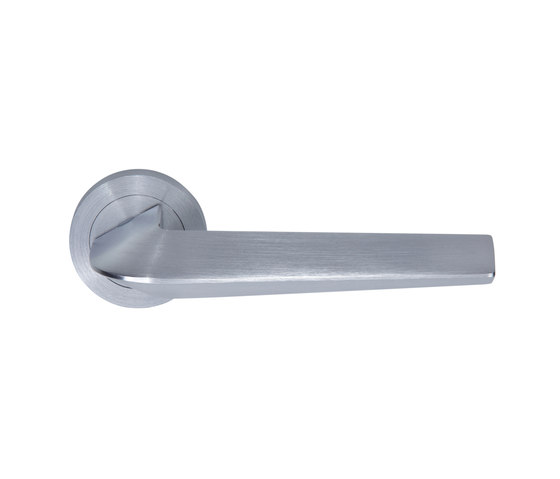 Three Door handle | Lever handles | GROËL