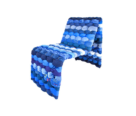 T-Shirt Chair Monochrome | Fauteuils | Green Furniture Concept