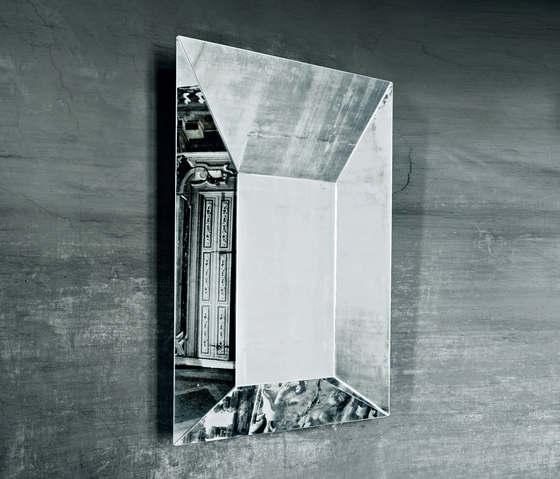 Leon Battista | Mirrors | Glas Italia