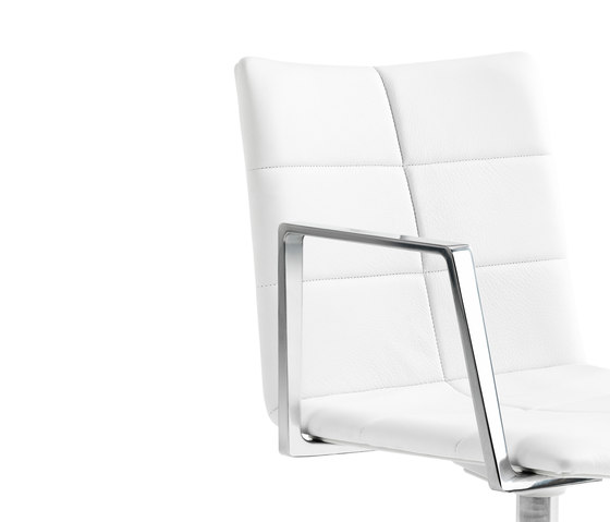 Archal Armchair 5-feet swivel with castors | Stühle | Lammhults