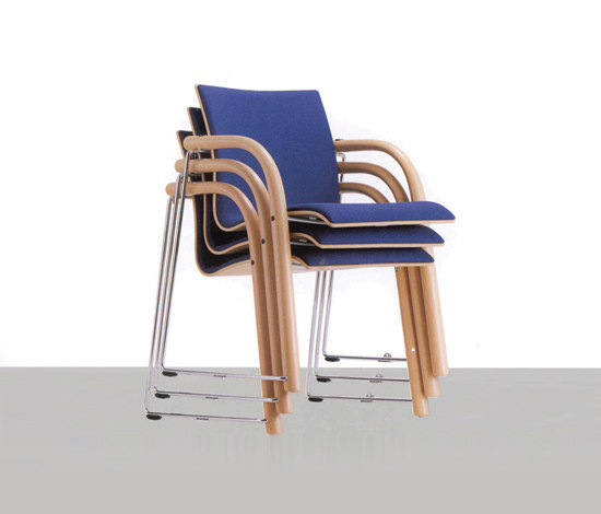 S 320 P | Stühle | Gebrüder T 1819