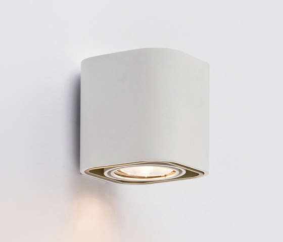 Docus Wall I white structured mat champagne | Wall lights | Wever & Ducré