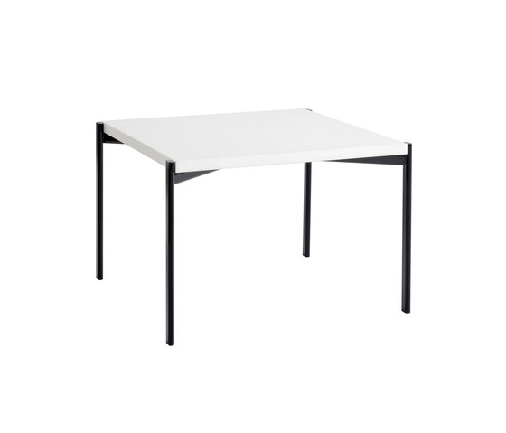 Kiki Side Table | Tables d'appoint | Artek