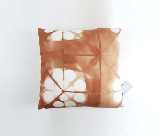 Tie & Dye Circles Cedar | Cushions | Chiccham