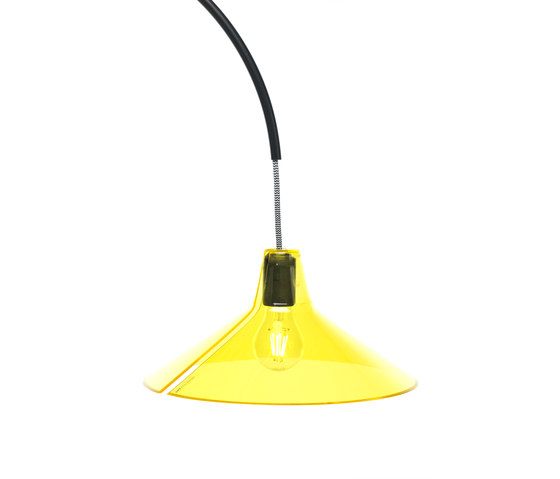 Jupe | diffusore conico giallo | Lampade sospensione | Skitsch by Hub Design