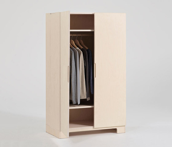 Cabinet large | Armoires | Blueroom