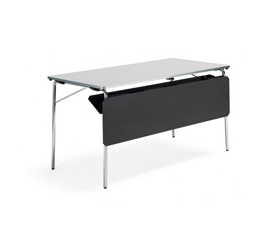 Cobra lightweight folding table, foldable and stackable | Objekttische | Materia