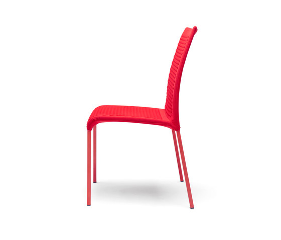 Inout | Chairs | Segis