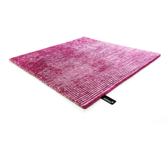 Jaybee solid fuchsia purple | Tapis / Tapis de designers | Miinu
