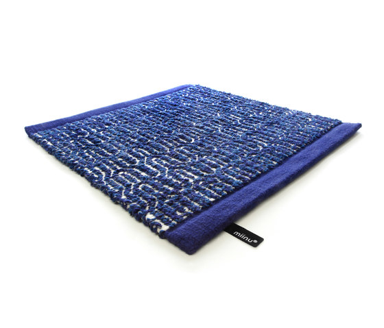 Zigzag indigo blue | Tappeti / Tappeti design | Miinu