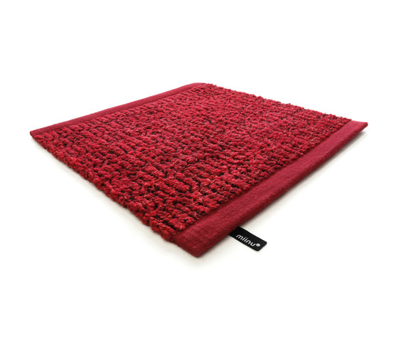 Zigzag true red | Alfombras / Alfombras de diseño | Miinu
