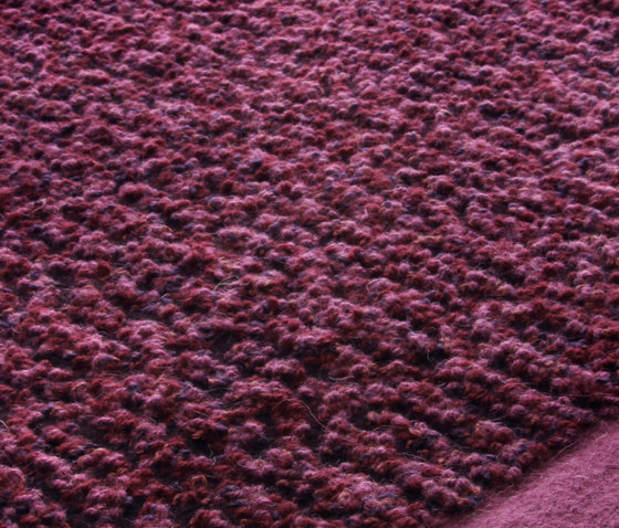 Zigzag violett rose | Formatteppiche | Miinu