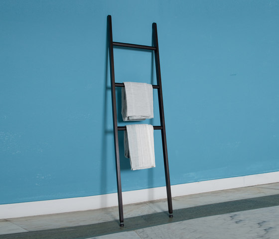 Boj cloth hanger | Towel rails | Olby Design