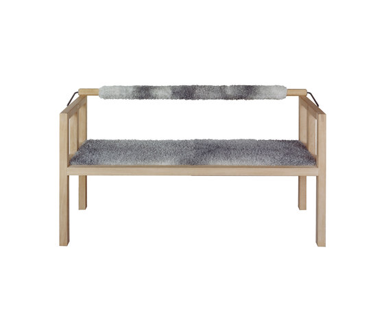 Gute bench | Bancos | Olby Design