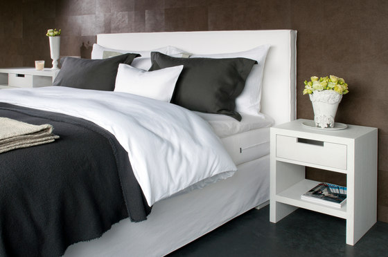 Timeless bed | Beds | Nilson Handmade Beds
