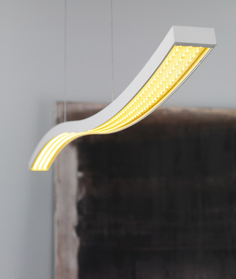 Serpentine Suspension lamp | Suspended lights | FontanaArte