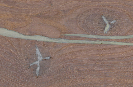 mafi ROVERE Corallo Vulcano argento con nodi listone largo. spazzolato  |  olio bianco | Pavimenti legno | mafi