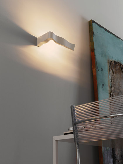 Yves Wall lamp | Wall lights | FontanaArte