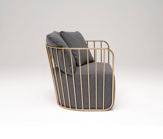 Bride’s Veil Chair | Armchairs | Phase Design