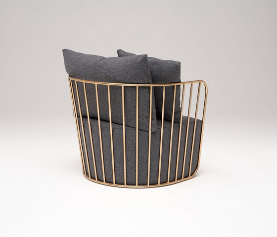Bride’s Veil Chair | Sessel | Phase Design