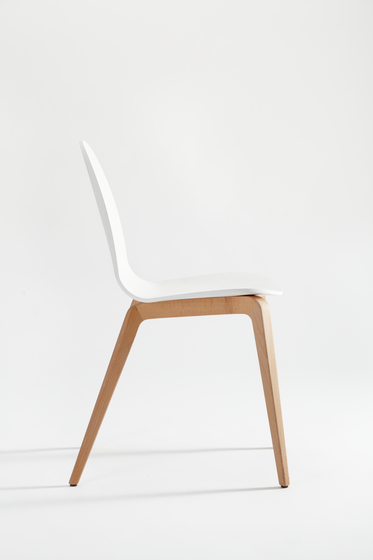 Bob Wood Chair | Stühle | ONDARRETA