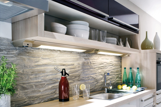 Futura Plus R - Under-Cabinet Luminaire in Customised Lengths with Fittings to Suit | Eclairage pour meubles | Hera