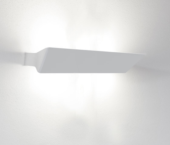 Naha | Lámparas de pared | Omikron Design