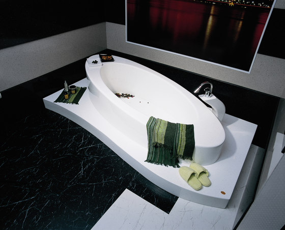 STARON® Bathtub cladding |  | Staron®