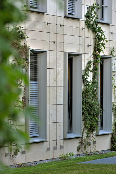 I-SYS | Green wall systems | Facade systems | Carl Stahl ARC