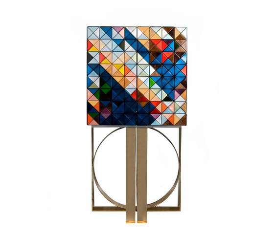 Pixel cabinet | Schränke | Boca do lobo