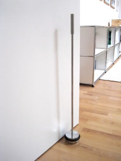 Hochwertiger Boden-Türstopper ohne Verschraubung | Türstopper | PHOS Design