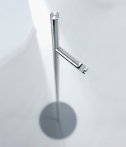 Standgarderobe Straight 1V | Towel rails | PHOS Design