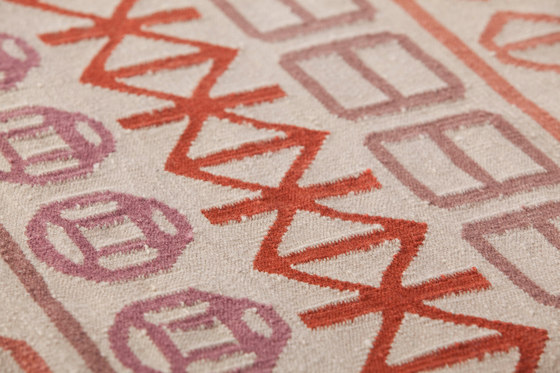 Naidu Rug 1 | Tappeti / Tappeti design | GAN