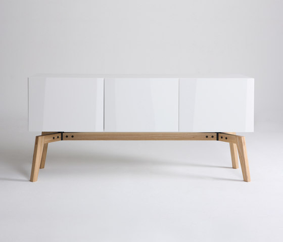 Private Space Credenza | Buffets / Commodes | ellenberger