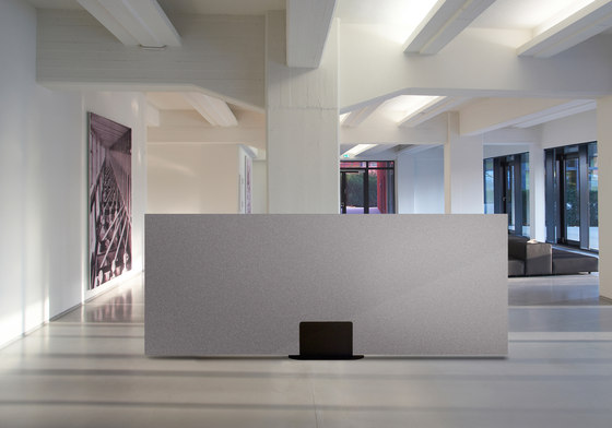 ACOUSTIC ROOM DIVIDER | ARCHITECTS ground level | Privacy screen | Création Baumann